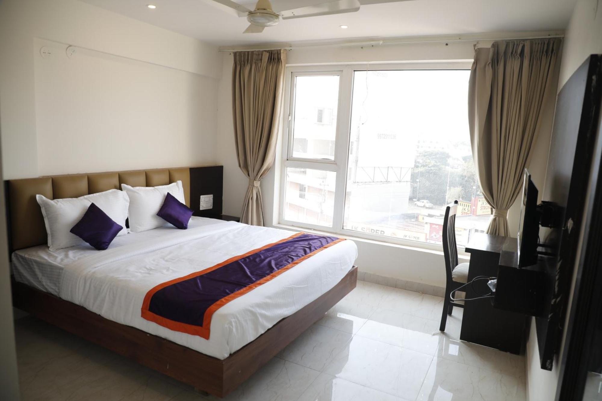Balaji Gold Inn Hotel Hubli Exterior foto